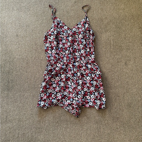 Floral Print Romper h&m divided NWT - Picture 1 of 4